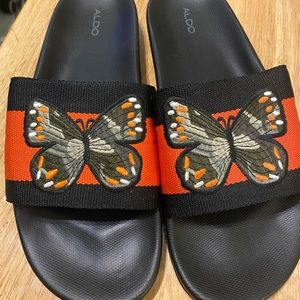Aldo Men’s Embroidered color Butterfly edition size 11 Sandals l@@k!